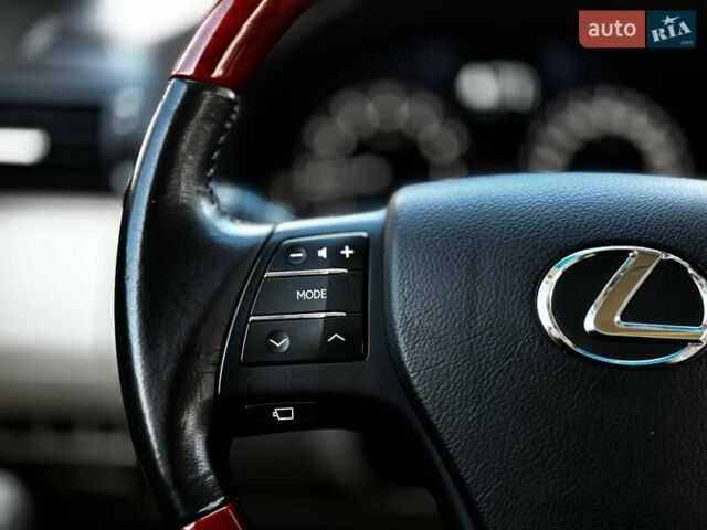 Черный Лексус РХ, объемом двигателя 3.46 л и пробегом 100 тыс. км за 21000 $, фото 14 на Automoto.ua