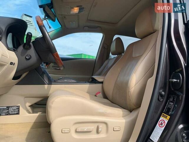 Черный Лексус РХ, объемом двигателя 3.46 л и пробегом 211 тыс. км за 16490 $, фото 8 на Automoto.ua