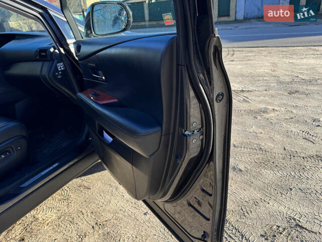 Черный Лексус РХ, объемом двигателя 3.46 л и пробегом 270 тыс. км за 16200 $, фото 7 на Automoto.ua