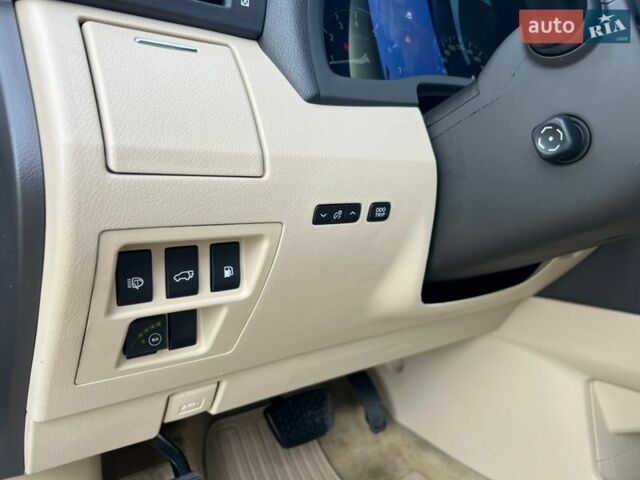 Черный Лексус РХ, объемом двигателя 3.46 л и пробегом 291 тыс. км за 16900 $, фото 19 на Automoto.ua