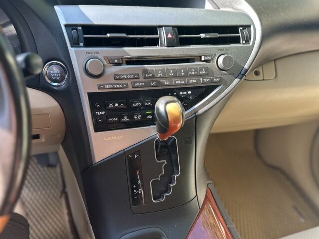 Черный Лексус РХ, объемом двигателя 3.5 л и пробегом 216 тыс. км за 12900 $, фото 17 на Automoto.ua