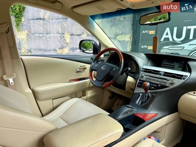 Черный Лексус РХ, объемом двигателя 3.46 л и пробегом 100 тыс. км за 16500 $, фото 11 на Automoto.ua