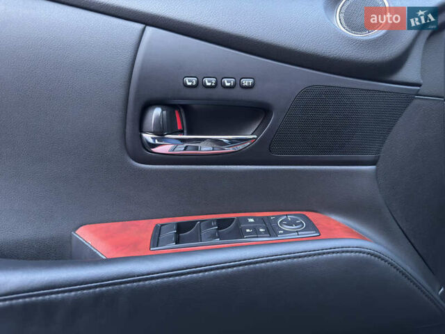 Черный Лексус РХ, объемом двигателя 3.5 л и пробегом 136 тыс. км за 17400 $, фото 59 на Automoto.ua