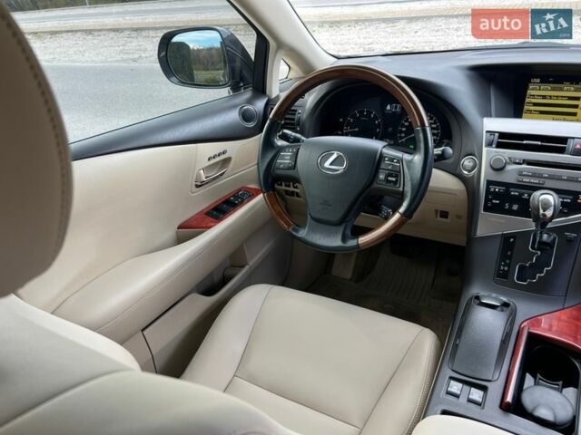 Черный Лексус РХ, объемом двигателя 3.46 л и пробегом 291 тыс. км за 16900 $, фото 32 на Automoto.ua