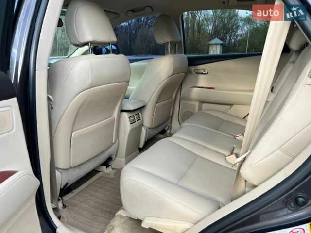 Черный Лексус РХ, объемом двигателя 3.46 л и пробегом 291 тыс. км за 16900 $, фото 29 на Automoto.ua