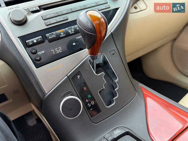 Черный Лексус РХ, объемом двигателя 3.46 л и пробегом 225 тыс. км за 16200 $, фото 37 на Automoto.ua