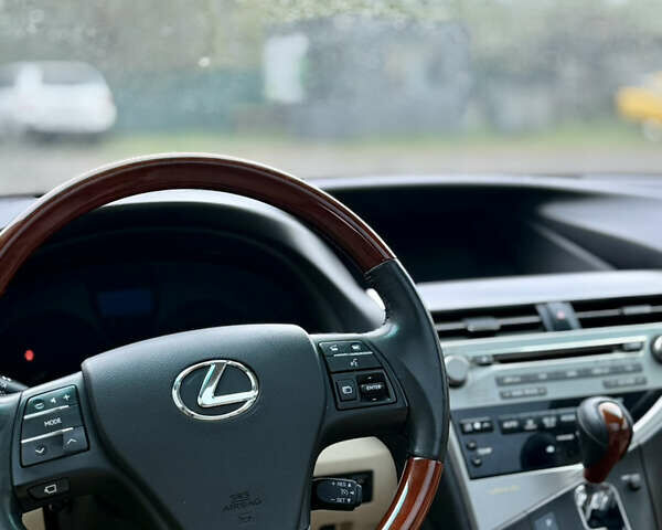 Черный Лексус РХ, объемом двигателя 3.46 л и пробегом 120 тыс. км за 18799 $, фото 26 на Automoto.ua