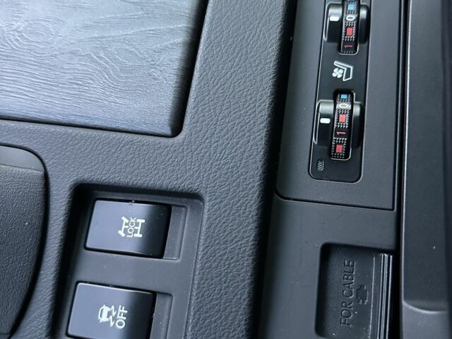 Чорний Лексус РХ, об'ємом двигуна 3.5 л та пробігом 195 тис. км за 19000 $, фото 13 на Automoto.ua