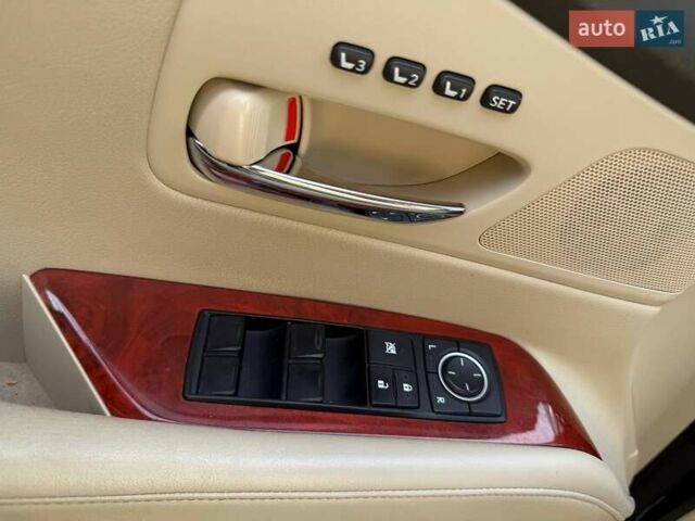 Черный Лексус РХ, объемом двигателя 3.46 л и пробегом 225 тыс. км за 18700 $, фото 8 на Automoto.ua