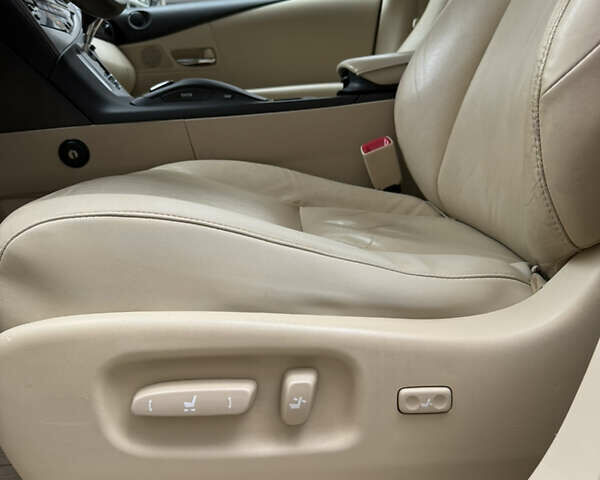 Черный Лексус РХ, объемом двигателя 3.5 л и пробегом 186 тыс. км за 18900 $, фото 15 на Automoto.ua