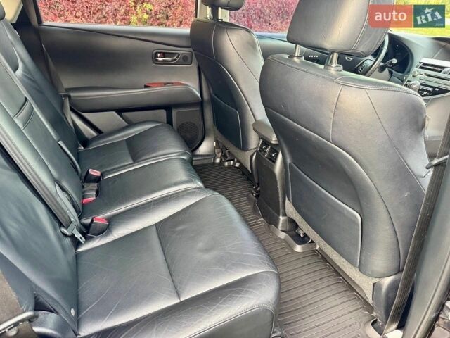 Черный Лексус РХ, объемом двигателя 3.5 л и пробегом 148 тыс. км за 18800 $, фото 16 на Automoto.ua
