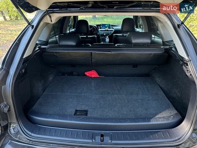 Черный Лексус РХ, объемом двигателя 3.46 л и пробегом 205 тыс. км за 15900 $, фото 7 на Automoto.ua