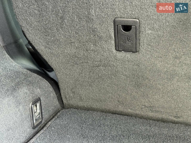 Чорний Лексус РХ, об'ємом двигуна 3.5 л та пробігом 254 тис. км за 17999 $, фото 55 на Automoto.ua