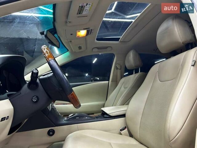 Черный Лексус РХ, объемом двигателя 3.46 л и пробегом 153 тыс. км за 21000 $, фото 10 на Automoto.ua