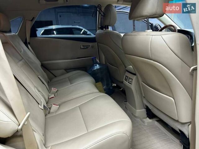 Черный Лексус РХ, объемом двигателя 3.46 л и пробегом 153 тыс. км за 21000 $, фото 11 на Automoto.ua