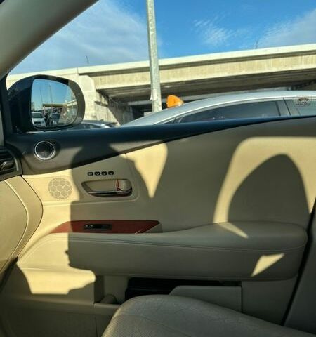 Черный Лексус РХ, объемом двигателя 3.5 л и пробегом 148 тыс. км за 20500 $, фото 49 на Automoto.ua