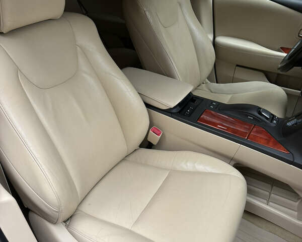 Черный Лексус РХ, объемом двигателя 3.5 л и пробегом 186 тыс. км за 18900 $, фото 37 на Automoto.ua