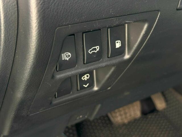 Черный Лексус РХ, объемом двигателя 0 л и пробегом 322 тыс. км за 14440 $, фото 13 на Automoto.ua