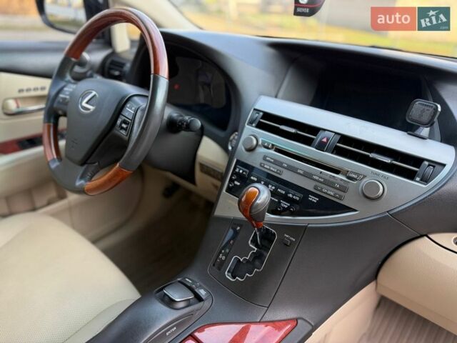 Чорний Лексус РХ, об'ємом двигуна 3.46 л та пробігом 273 тис. км за 16000 $, фото 28 на Automoto.ua