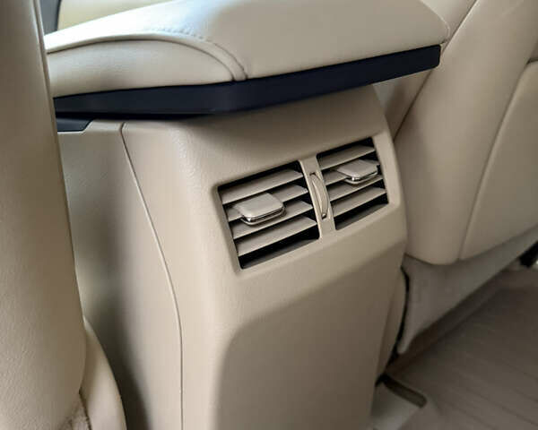 Черный Лексус РХ, объемом двигателя 3.5 л и пробегом 186 тыс. км за 18900 $, фото 47 на Automoto.ua