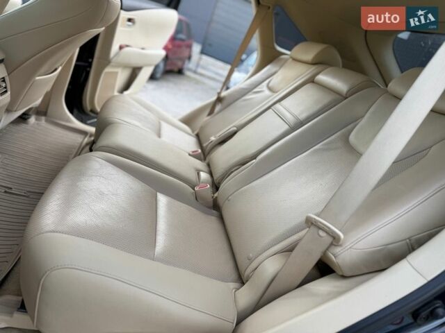 Чорний Лексус РХ, об'ємом двигуна 3.46 л та пробігом 273 тис. км за 16000 $, фото 23 на Automoto.ua