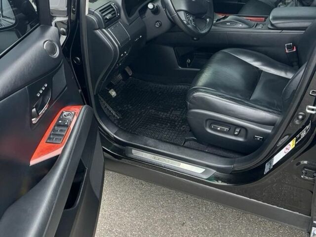 Черный Лексус РХ, объемом двигателя 3.5 л и пробегом 222 тыс. км за 16000 $, фото 7 на Automoto.ua