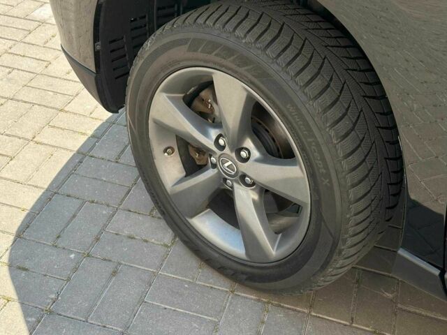 Черный Лексус РХ, объемом двигателя 0 л и пробегом 322 тыс. км за 14440 $, фото 7 на Automoto.ua