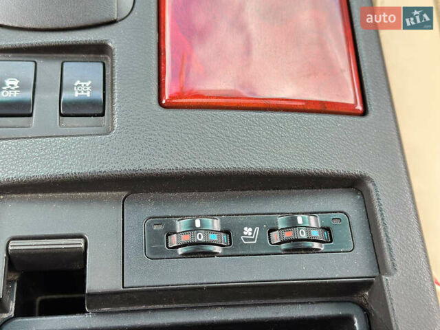 Черный Лексус РХ, объемом двигателя 3.46 л и пробегом 172 тыс. км за 16700 $, фото 46 на Automoto.ua