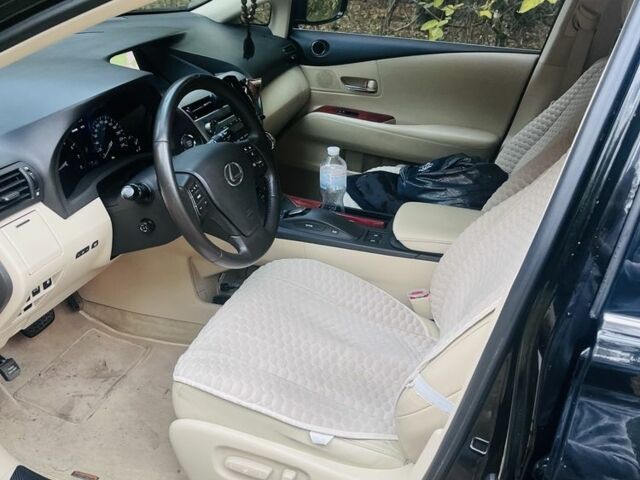 Черный Лексус РХ, объемом двигателя 3.5 л и пробегом 225 тыс. км за 15048 $, фото 4 на Automoto.ua