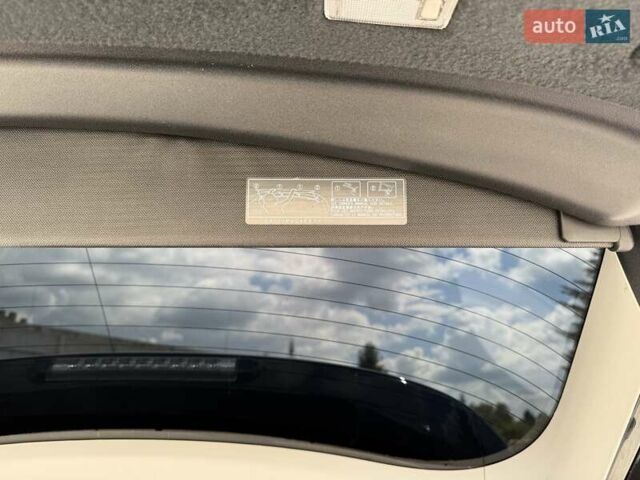 Черный Лексус РХ, объемом двигателя 3.46 л и пробегом 198 тыс. км за 16900 $, фото 95 на Automoto.ua