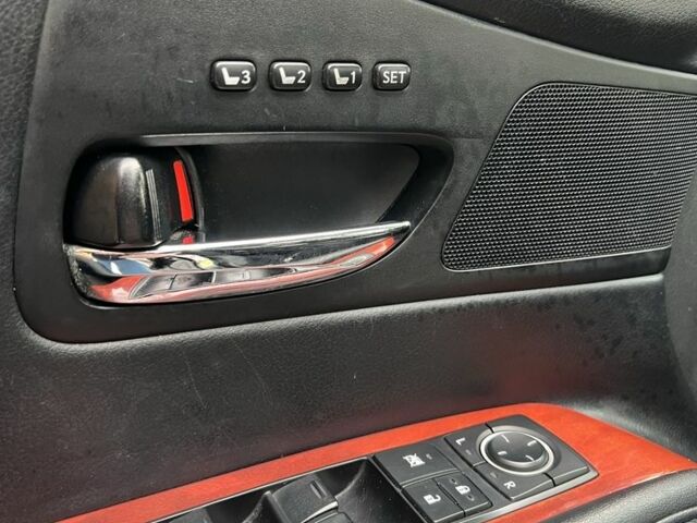 Черный Лексус РХ, объемом двигателя 3.5 л и пробегом 190 тыс. км за 12800 $, фото 21 на Automoto.ua