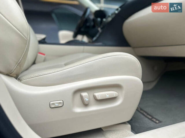 Черный Лексус РХ, объемом двигателя 3.46 л и пробегом 199 тыс. км за 18000 $, фото 16 на Automoto.ua