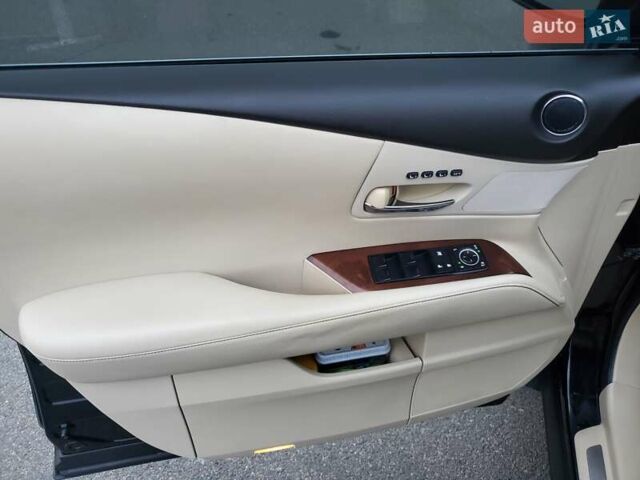 Чорний Лексус РХ, об'ємом двигуна 3.5 л та пробігом 178 тис. км за 18700 $, фото 35 на Automoto.ua