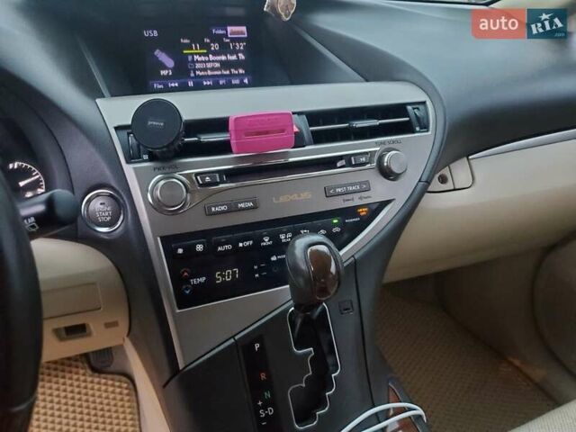 Чорний Лексус РХ, об'ємом двигуна 3.5 л та пробігом 178 тис. км за 18700 $, фото 39 на Automoto.ua