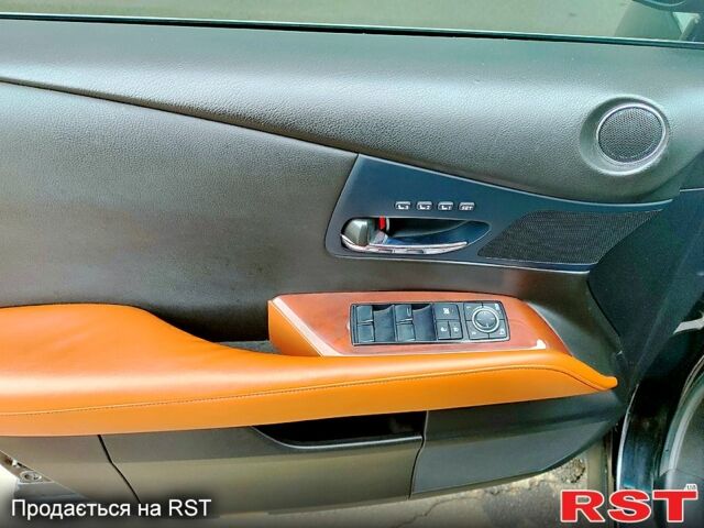 Черный Лексус РХ, объемом двигателя 3.5 л и пробегом 133 тыс. км за 21000 $, фото 2 на Automoto.ua