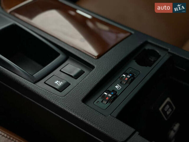 Черный Лексус РХ, объемом двигателя 3.46 л и пробегом 191 тыс. км за 17200 $, фото 20 на Automoto.ua