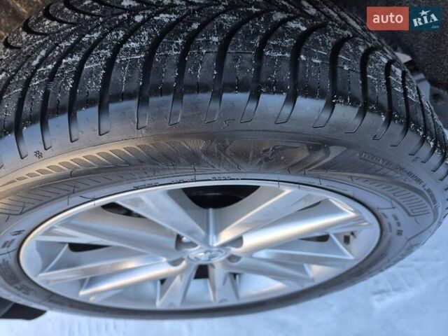 Черный Лексус РХ, объемом двигателя 3.46 л и пробегом 190 тыс. км за 21500 $, фото 17 на Automoto.ua