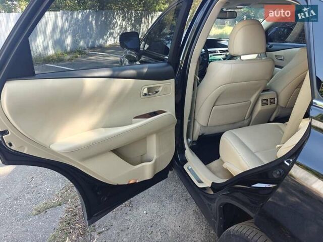 Черный Лексус РХ, объемом двигателя 3.46 л и пробегом 260 тыс. км за 18000 $, фото 12 на Automoto.ua