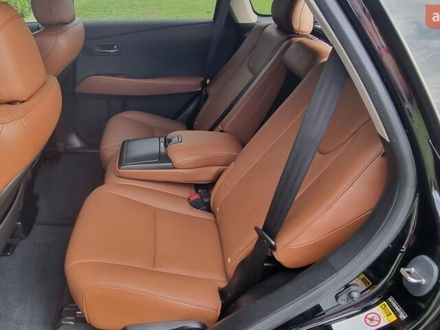 Черный Лексус РХ, объемом двигателя 3.5 л и пробегом 165 тыс. км за 15450 $, фото 21 на Automoto.ua