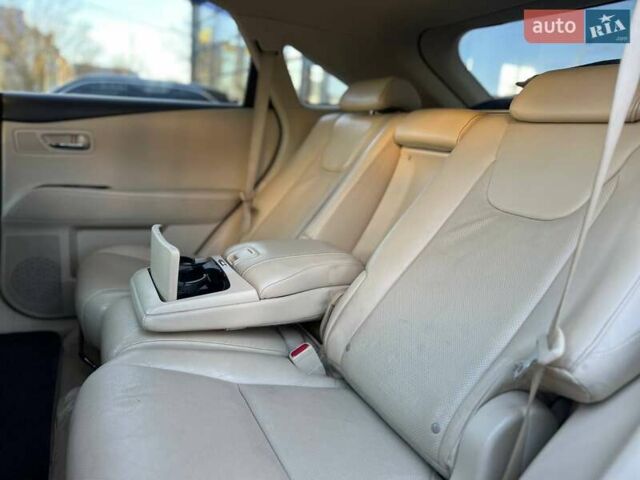 Черный Лексус РХ, объемом двигателя 2.67 л и пробегом 178 тыс. км за 18500 $, фото 15 на Automoto.ua