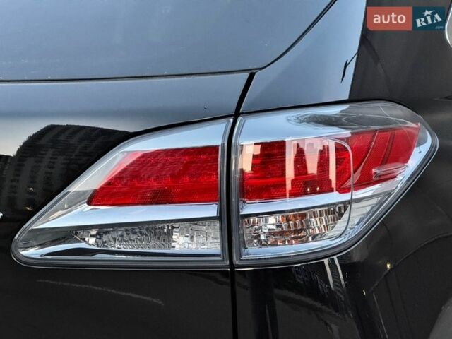 Черный Лексус РХ, объемом двигателя 2.7 л и пробегом 113 тыс. км за 19950 $, фото 17 на Automoto.ua