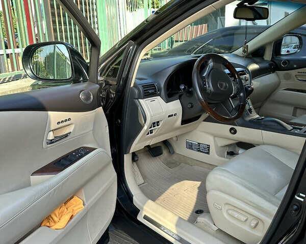 Черный Лексус РХ, объемом двигателя 3.5 л и пробегом 121 тыс. км за 24000 $, фото 6 на Automoto.ua