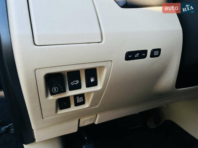 Черный Лексус РХ, объемом двигателя 3.46 л и пробегом 230 тыс. км за 17900 $, фото 21 на Automoto.ua