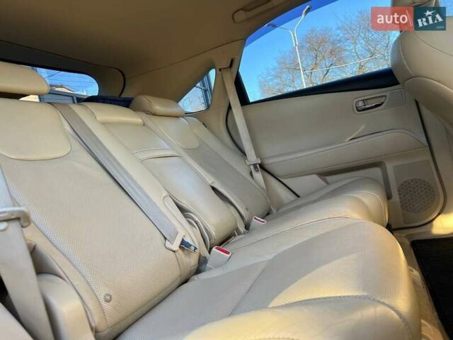 Черный Лексус РХ, объемом двигателя 2.67 л и пробегом 178 тыс. км за 18500 $, фото 10 на Automoto.ua