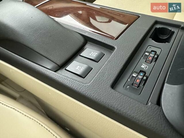 Черный Лексус РХ, объемом двигателя 3.46 л и пробегом 137 тыс. км за 21000 $, фото 17 на Automoto.ua