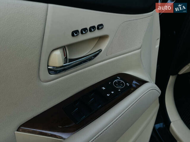 Черный Лексус РХ, объемом двигателя 3.46 л и пробегом 230 тыс. км за 17900 $, фото 11 на Automoto.ua