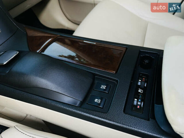 Черный Лексус РХ, объемом двигателя 3.46 л и пробегом 230 тыс. км за 17900 $, фото 25 на Automoto.ua