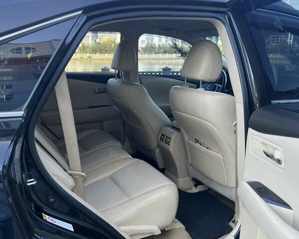 Черный Лексус РХ, объемом двигателя 2.67 л и пробегом 173 тыс. км за 19750 $, фото 20 на Automoto.ua