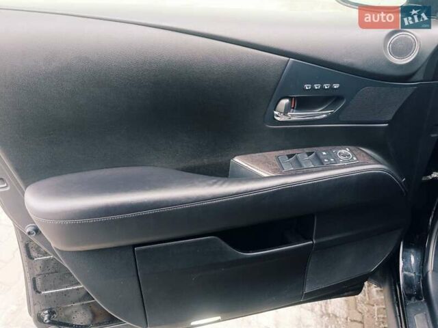 Черный Лексус РХ, объемом двигателя 3.5 л и пробегом 182 тыс. км за 18800 $, фото 42 на Automoto.ua