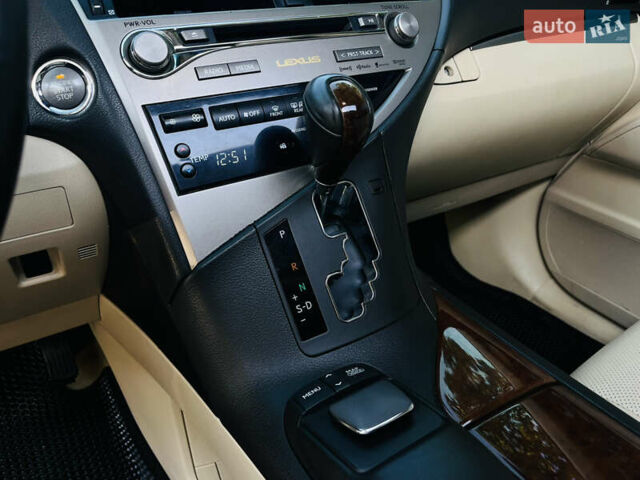 Черный Лексус РХ, объемом двигателя 3.46 л и пробегом 230 тыс. км за 17900 $, фото 24 на Automoto.ua